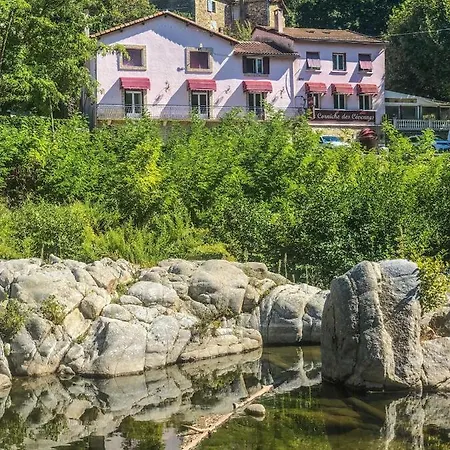 Logis Restaurant La Corniche Des Cevennes