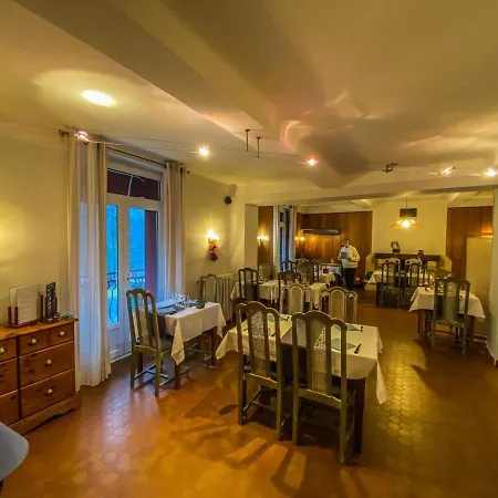 Hotel Logis Restaurant La Corniche Des Cevennes 2*