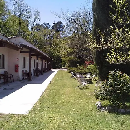 Logis Restaurant La Corniche Des Cevennes מלון 2*