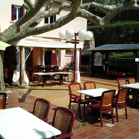 מלון Logis Restaurant La Corniche Des Cevennes