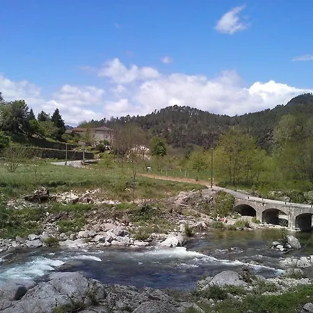 מלון Logis Restaurant La Corniche Des Cevennes 2*