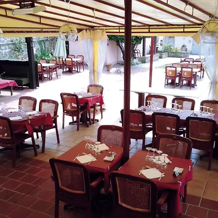 Logis Restaurant La Corniche Des Cevennes 2*